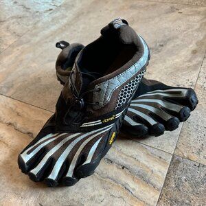 Vibram fivefingers sneakers